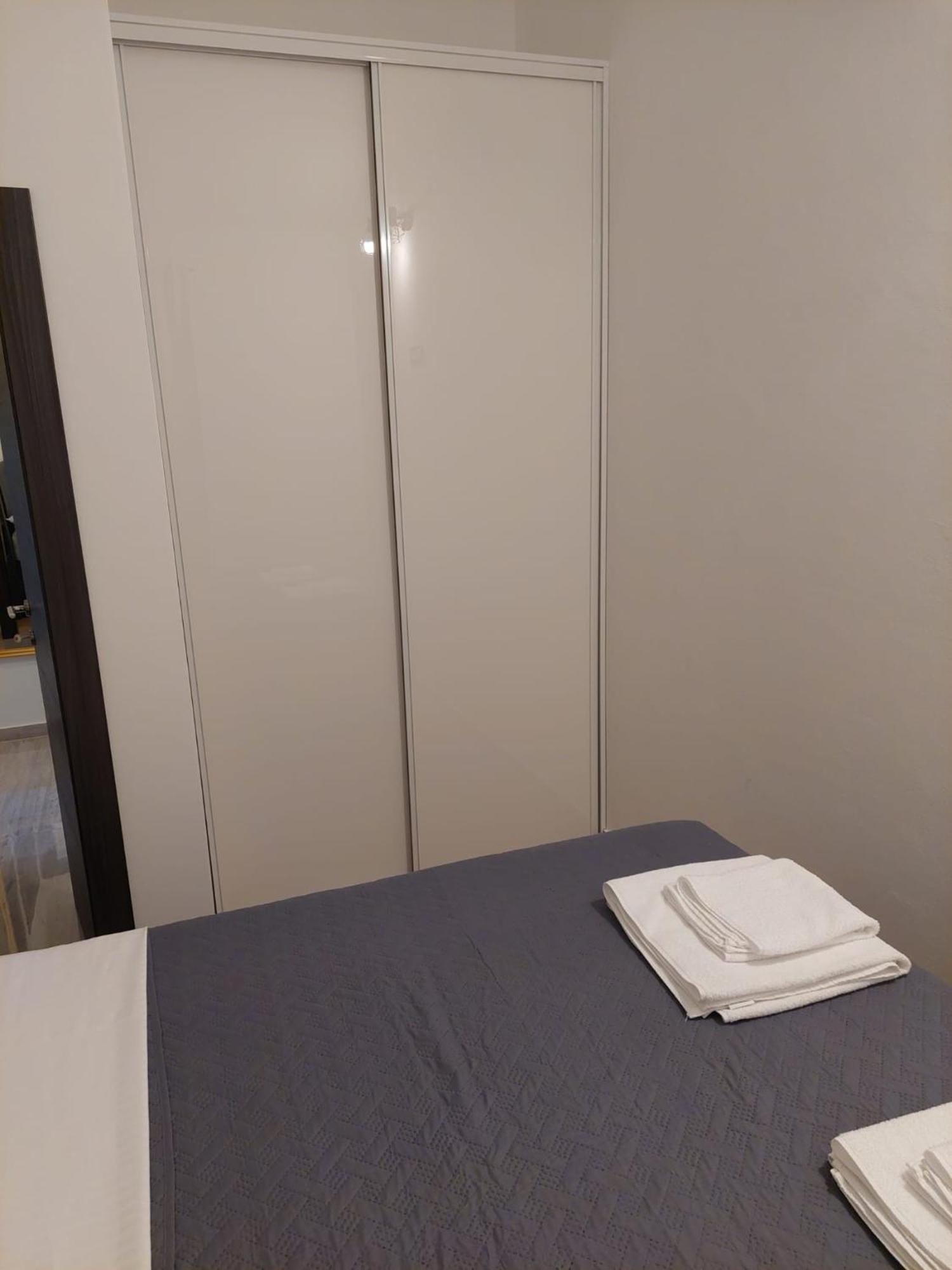 Apartmani Karla Paklenica สตารีกราด-ปาเคลนีซา ภายนอก รูปภาพ