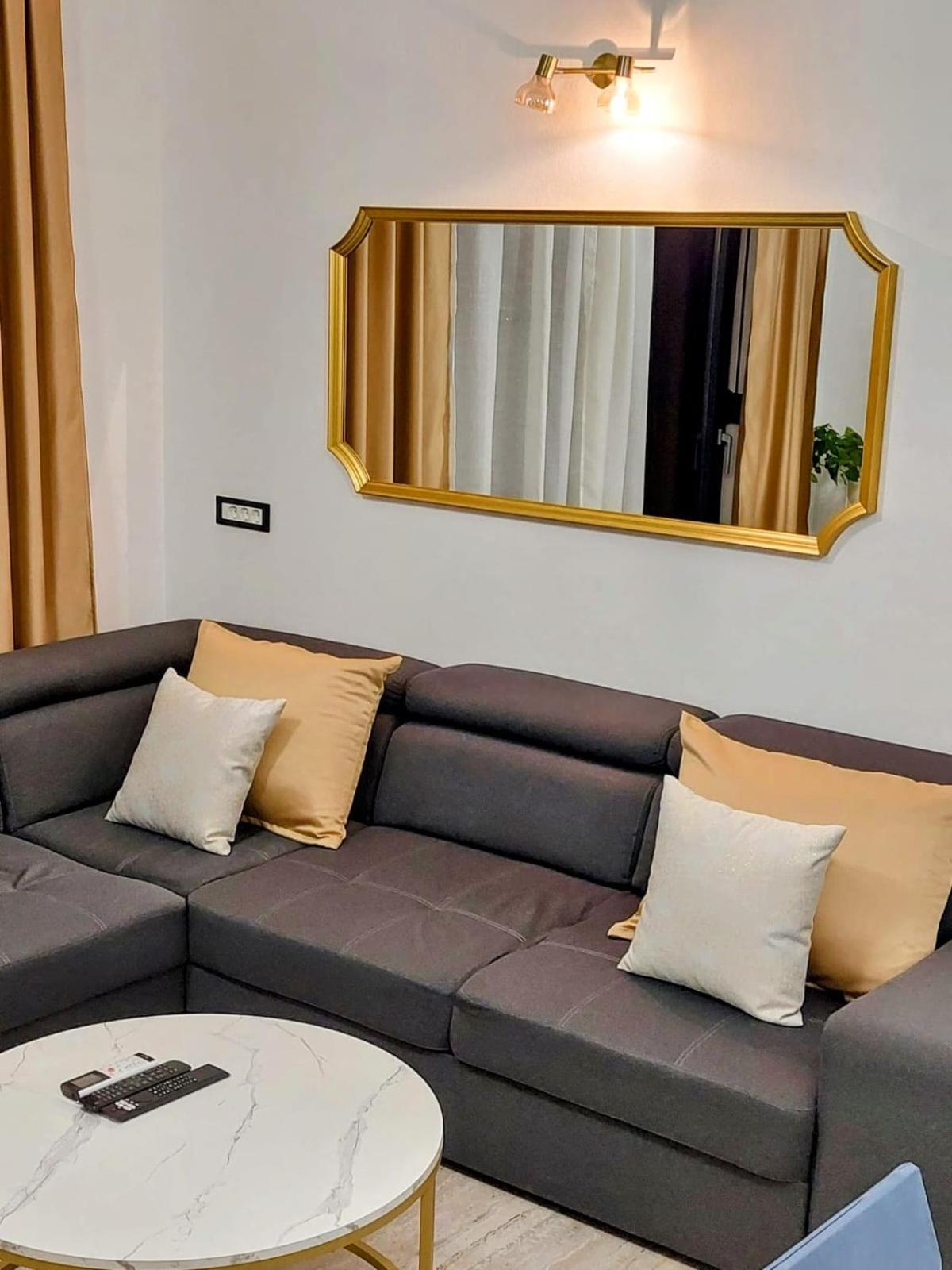 Apartmani Karla Paklenica สตารีกราด-ปาเคลนีซา ภายนอก รูปภาพ